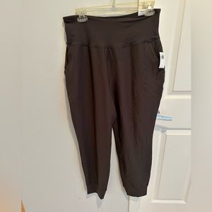 NWT Old Navy High Rise Power Soft Joggers, size L
